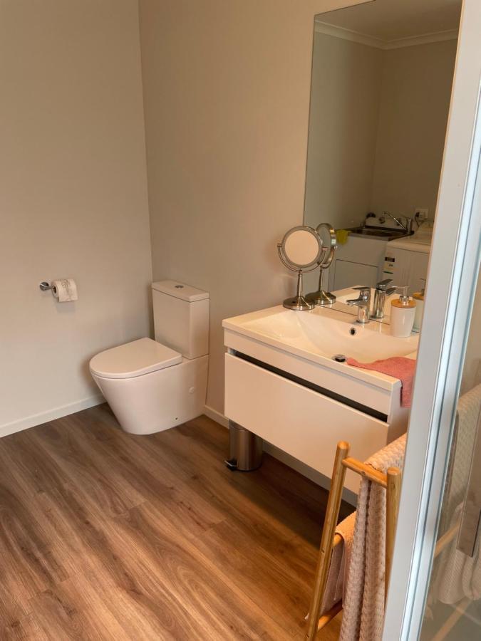 Modern Studio Apartment Motueka Eksteriør bilde